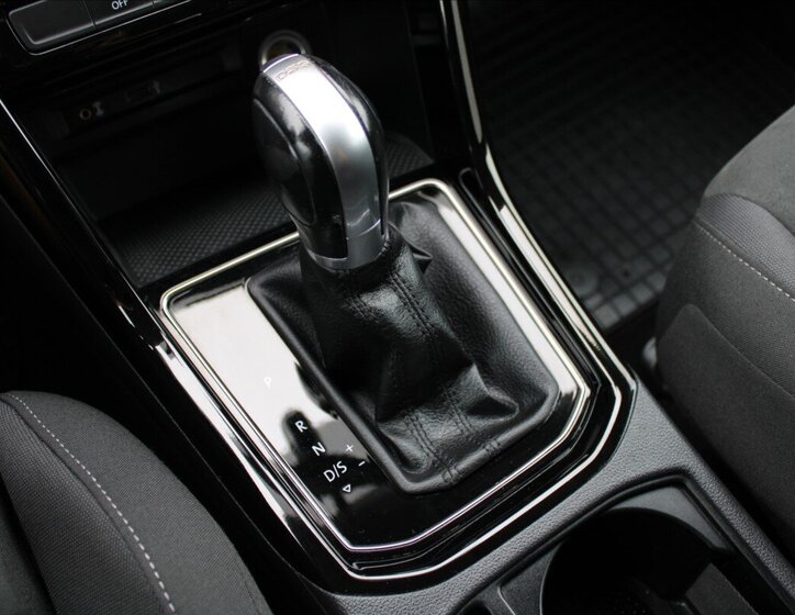 Volkswagen Touran 21