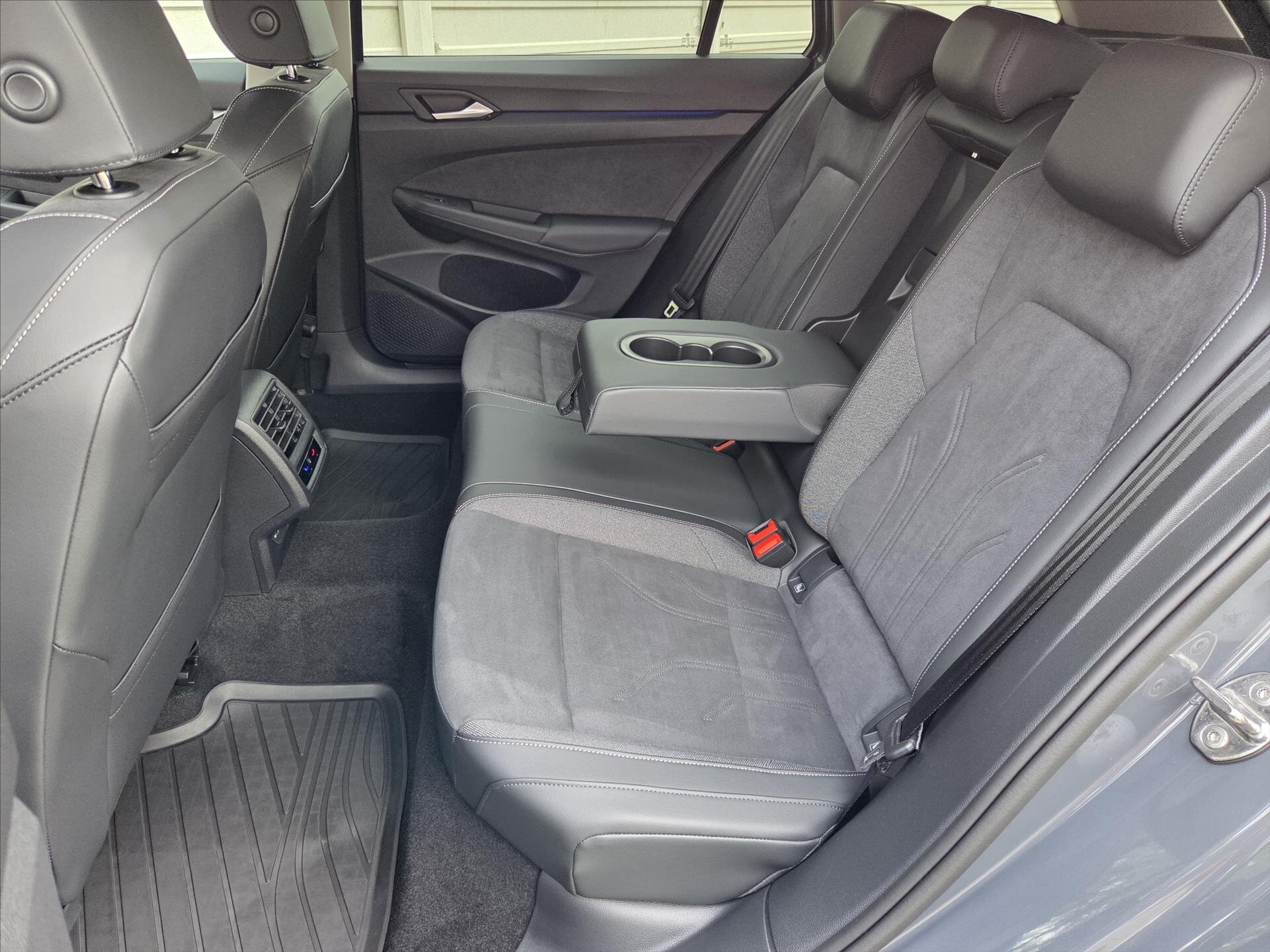 Volkswagen Golf Kombi 1,5 l 110 kw