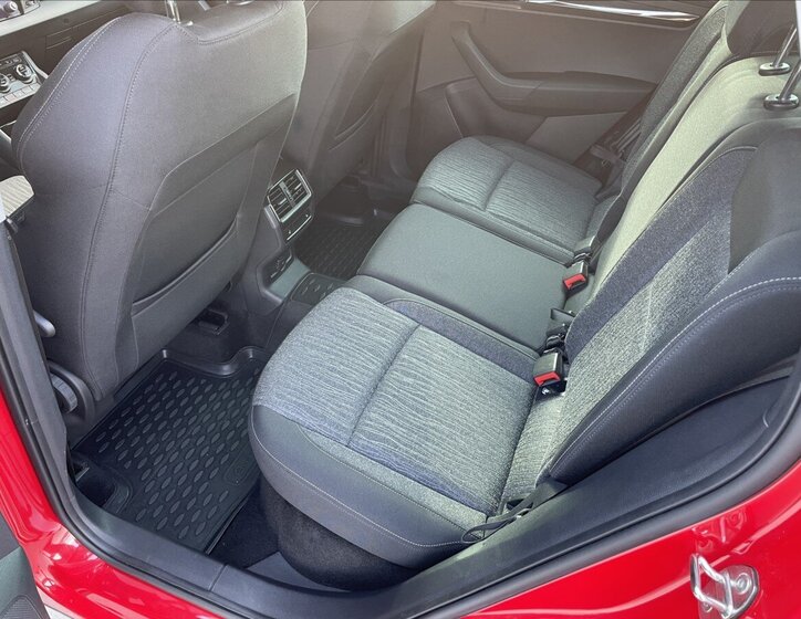 Škoda Karoq SUV / Terénní 2,0 l 110 kw