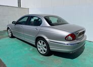 Jaguar X-Type 4