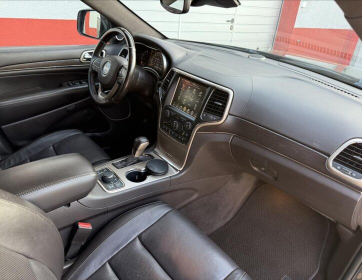 Jeep Grand Cherokee SUV / Terénní 3,0 l 184 kw