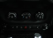 Jeep Wrangler SUV / Terénní 2,8 l 147 kw