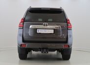 Toyota Land Cruiser 6