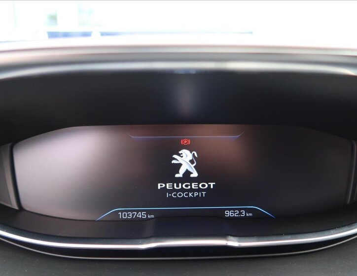 Peugeot 5008 SUV / Terénní 1,2 l 96 kw