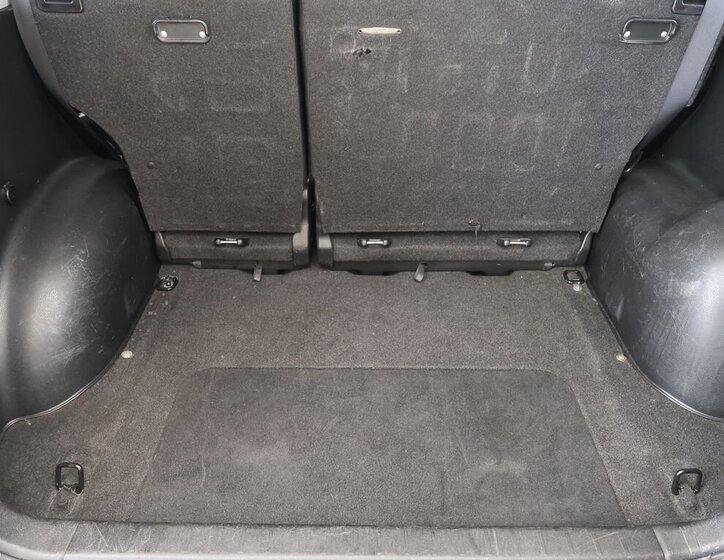 Suzuki Grand Vitara SUV / Terénní 1,9 l 95 kw