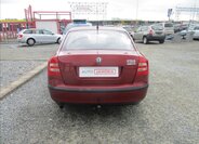 Škoda Octavia Sedan / Limuzína 1,6 l 75 kw