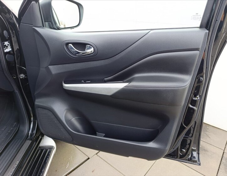 Renault Alaskan Pick-up 2,3 l 140 kw