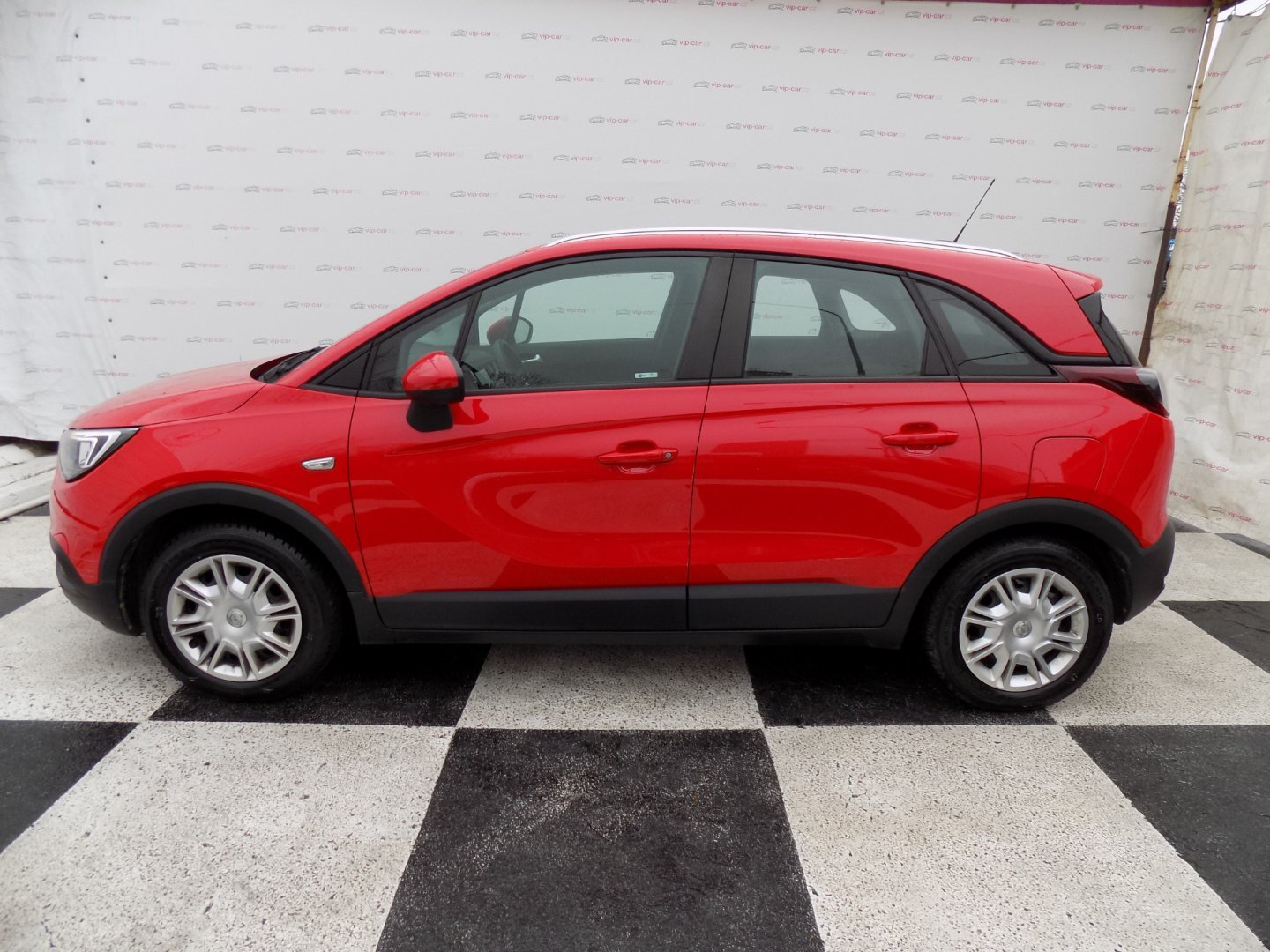 Opel Crossland X SUV 1,2 l 60 kw