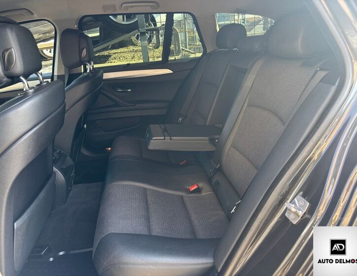 BMW Řada 5 Kombi 3,0 l 190 kw