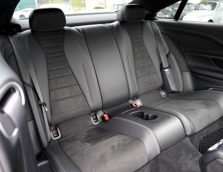 Mercedes-Benz Třídy E 25