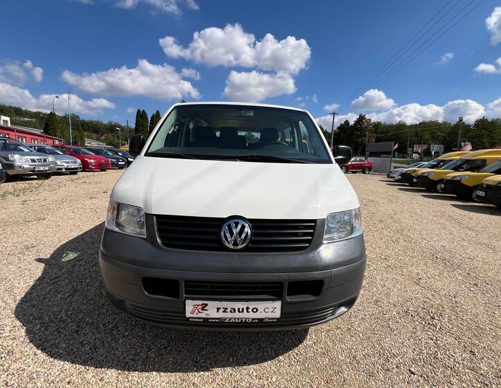 Volkswagen Transporter 9