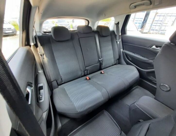 Peugeot 308 6