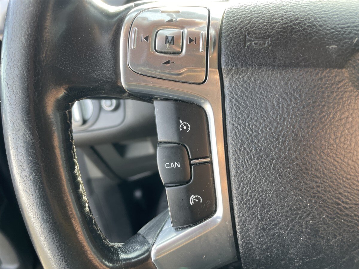 Ford Mondeo Kombi 2,0 l 103 kw