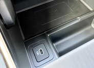 Land Rover Range Rover Velar SUV / Terénní 2,0 l 150 kw