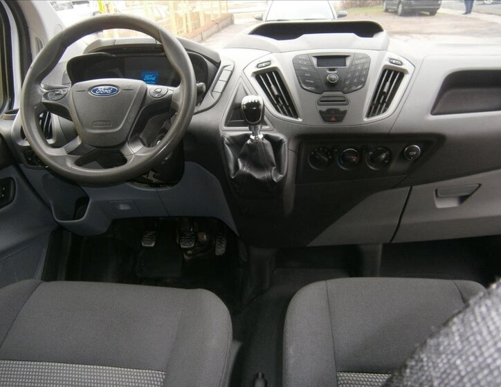 Ford Transit Custom Kombi 2,2 l 74 kw