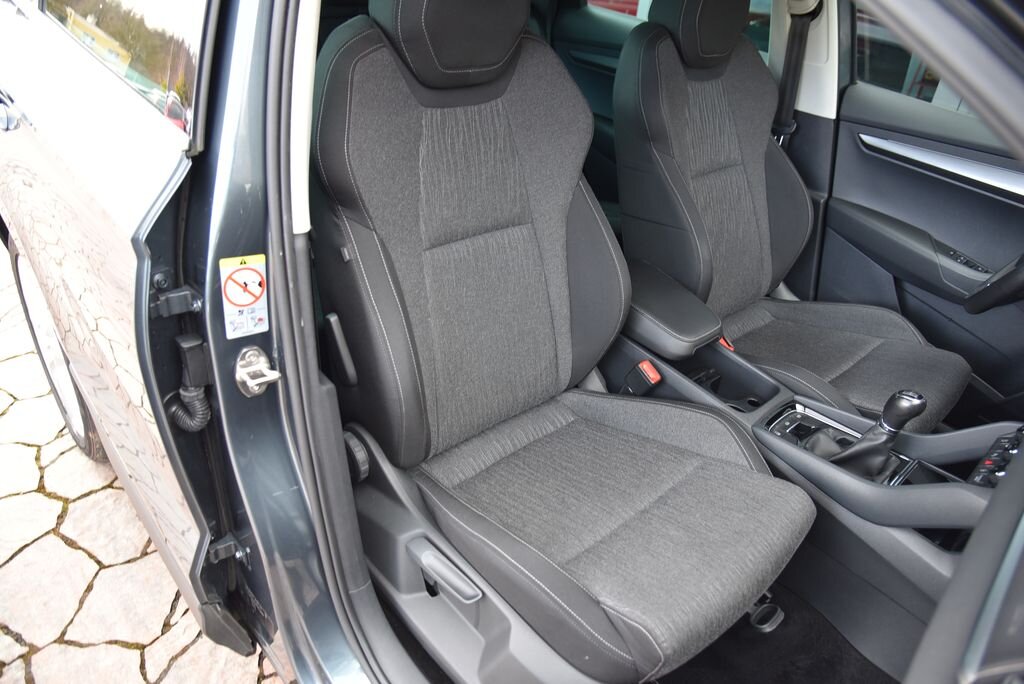 Škoda Karoq SUV 1,5 l 110 kw