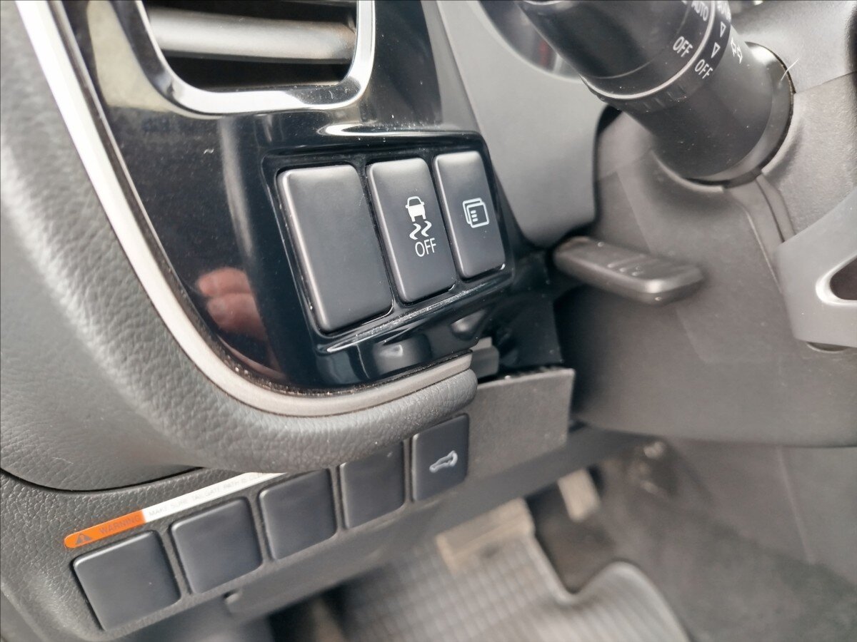 Mitsubishi Outlander SUV 2,3 l 110 kw