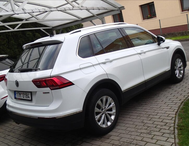 Volkswagen Tiguan SUV / Terénní 2,0 l 110 kw