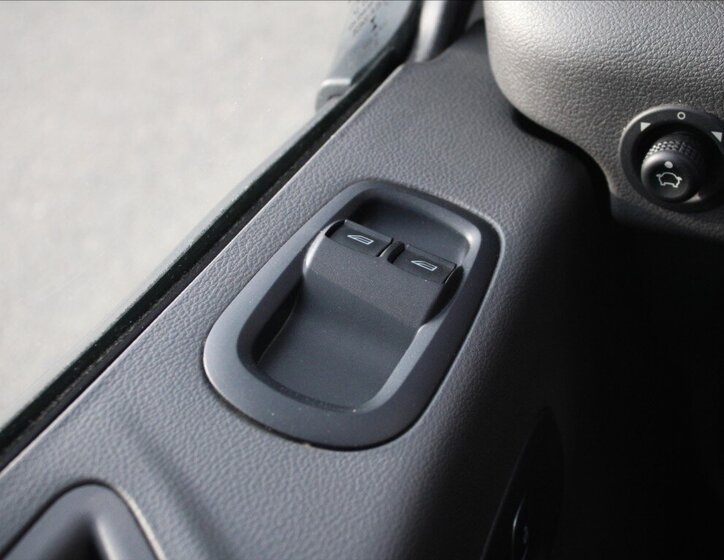 Ford Transit Skříň 2,0 l 95 kw