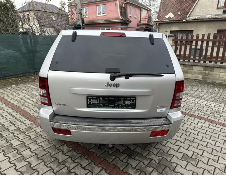 Jeep Grand Cherokee 4