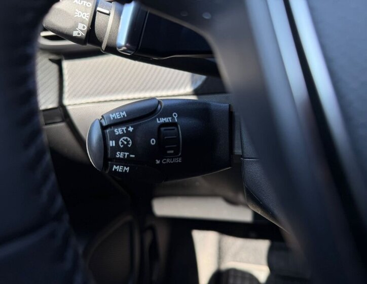 Peugeot 2008 SUV / Terénní 1,2 l 96 kw