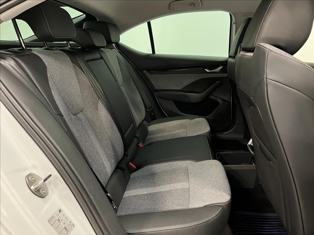 Škoda Octavia Liftback 1,5 l 110 kw