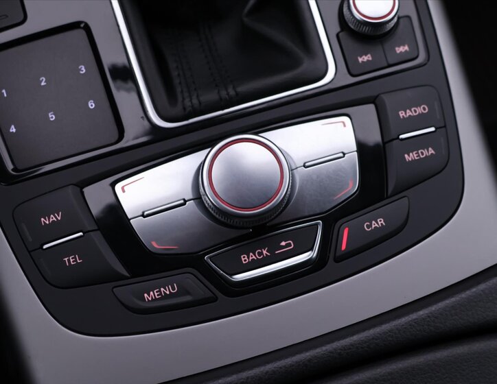 Audi A6 Allroad Kombi 3,0 l 180 kw