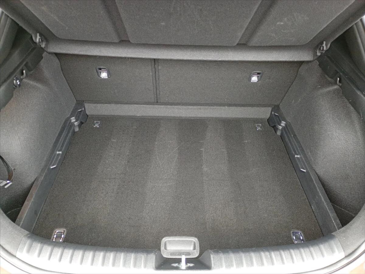 KIA XCeed Hatchback 1,5 l 103 kw