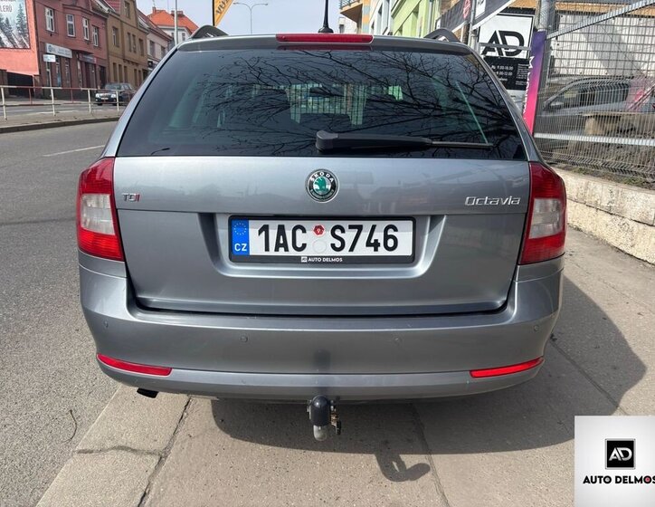Škoda Octavia Kombi 2,0 l 103 kw