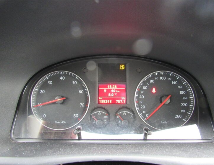 Volkswagen Touran Kombi 1,6 l 75 kw