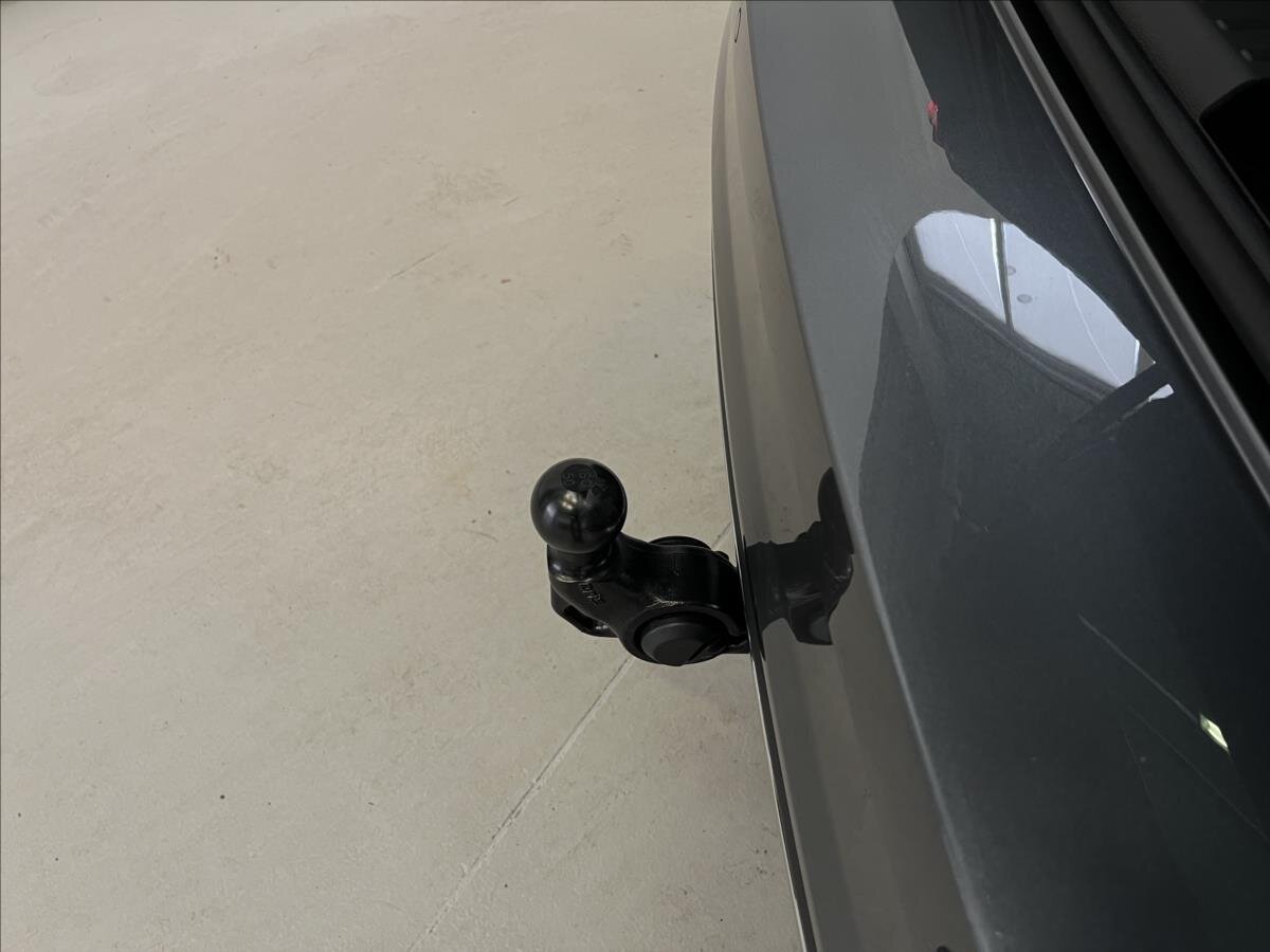 Škoda Karoq SUV 2,0 l 140 kw