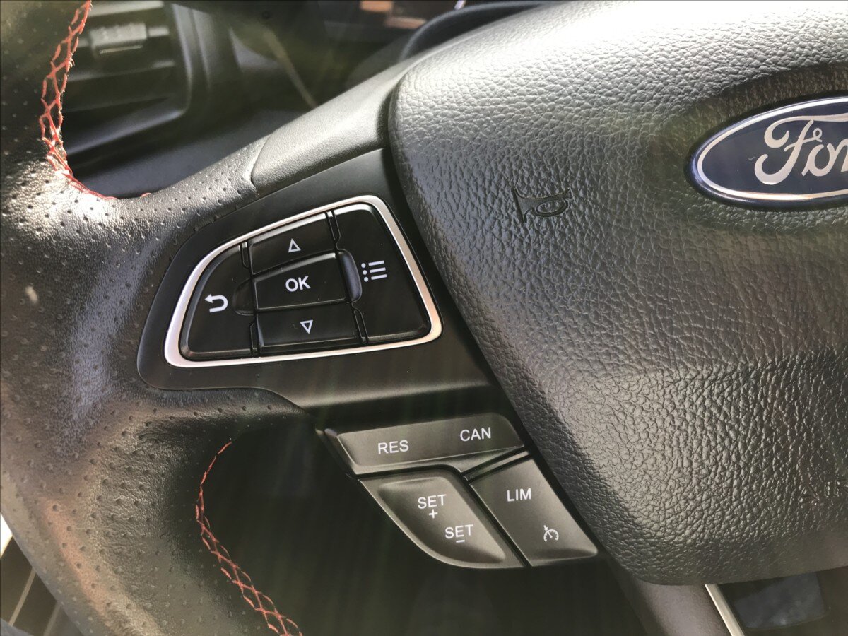 Ford EcoSport SUV 1,5 l 92 kw