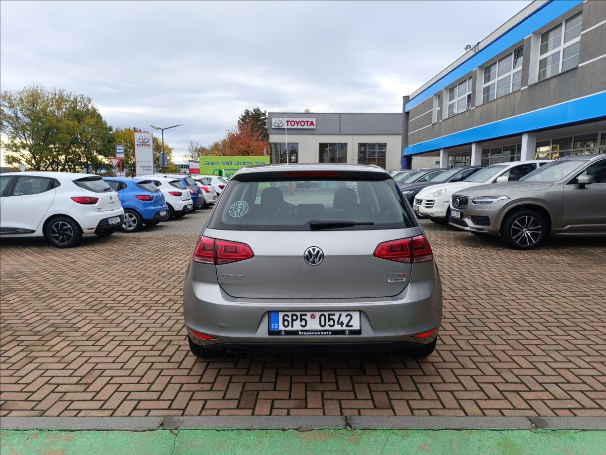 Volkswagen Golf Hatchback 1,4 l 110 kw