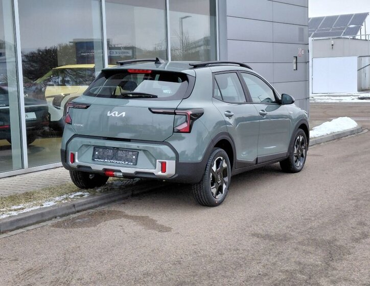 KIA Stonic Hatchback 998,0 74 kw