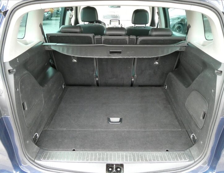 Opel Zafira MPV 2,0 l 121 kw