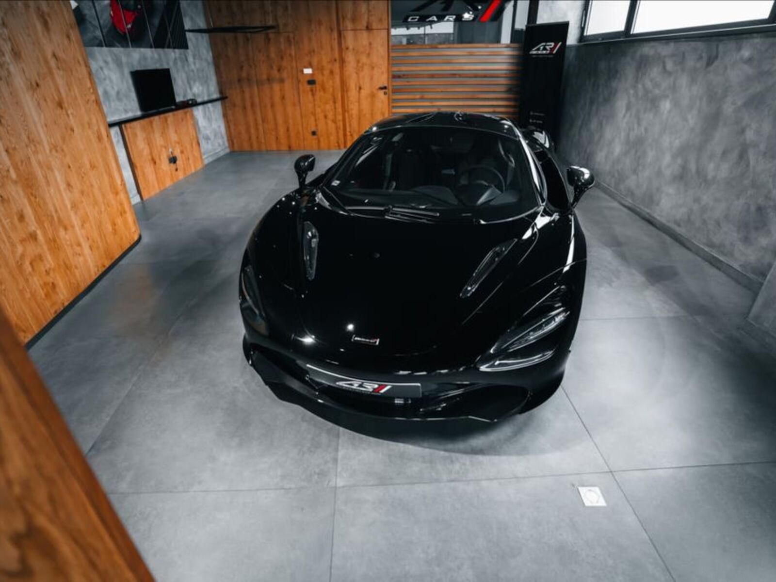 McLaren 720S 5