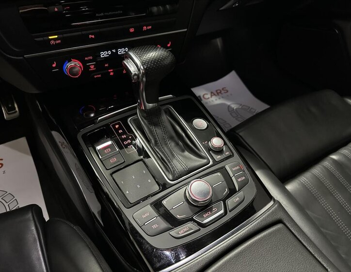 Audi A6 Sedan / Limuzína 3,0 l 230 kw