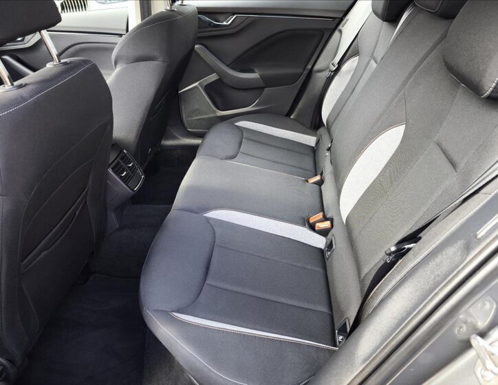 Škoda Scala Hatchback 999,0 85 kw