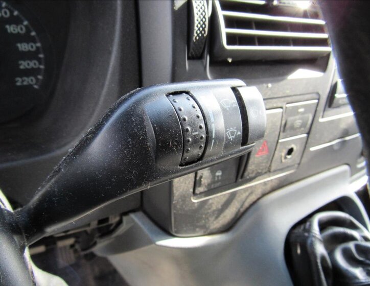 Ford Transit Skříň 2,2 l 74 kw