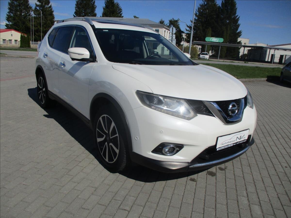 Nissan X-Trail SUV / Terénní 1,6 l 96 kw