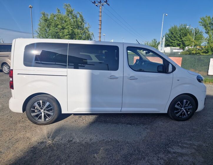 Toyota ProAce Verso 4