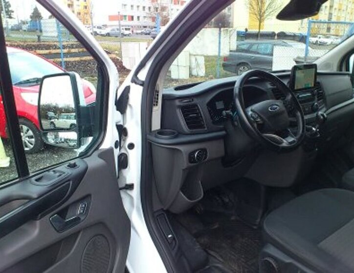 Ford Transit Custom 16