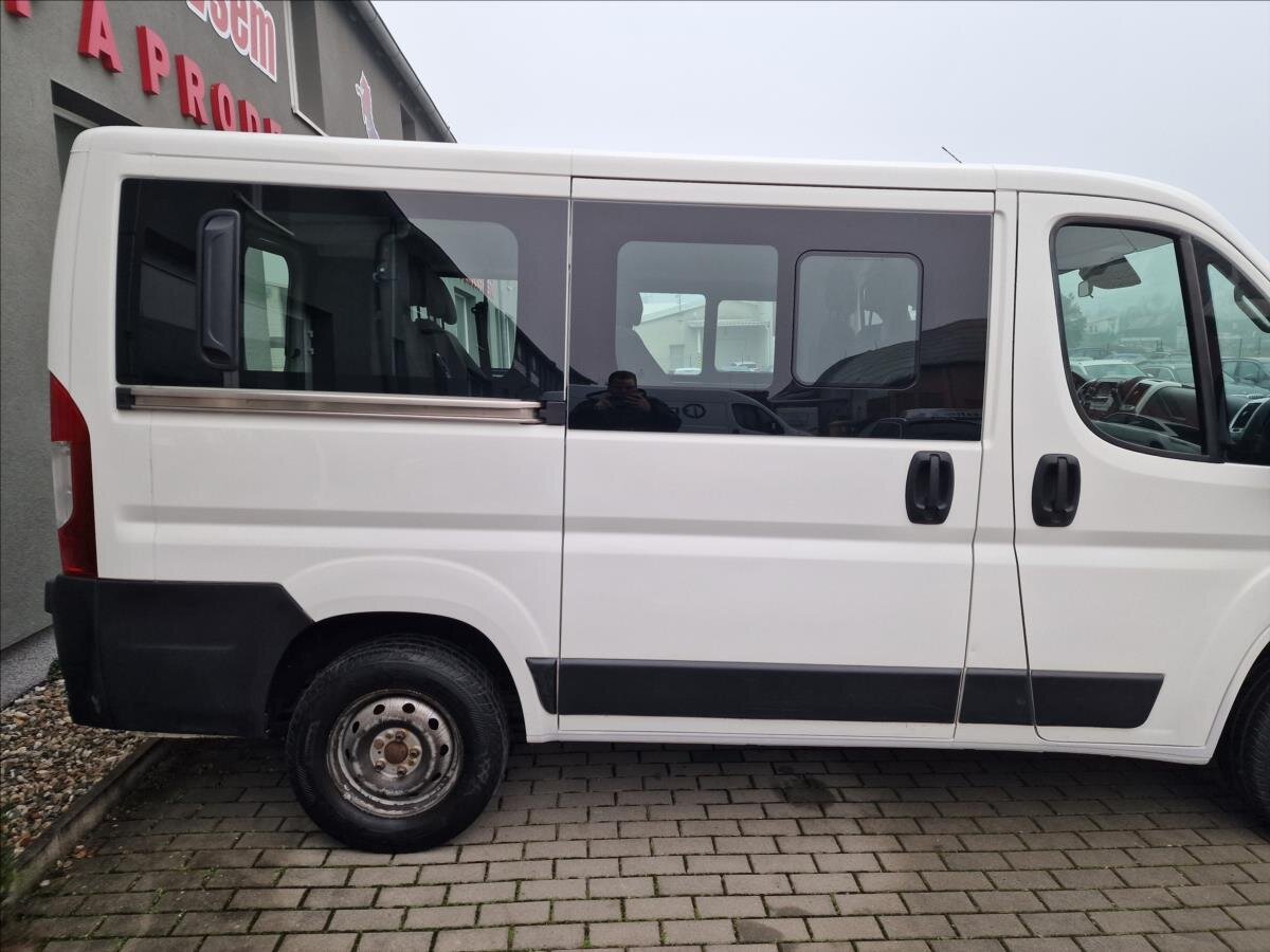 Peugeot Boxer VAN-Minibus 2,2 l 103 kw