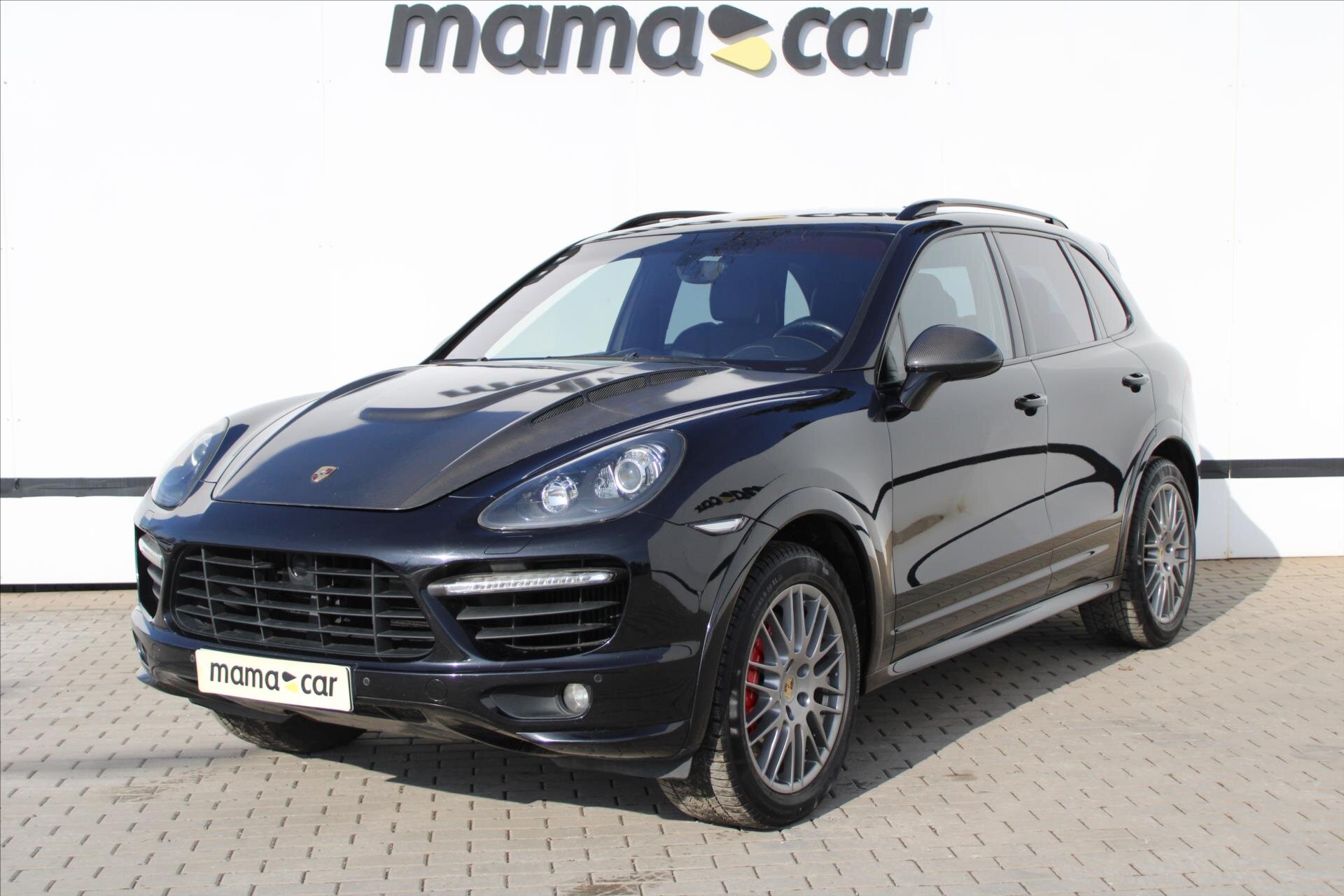 Porsche Cayenne SUV 4,8 l 397 kw