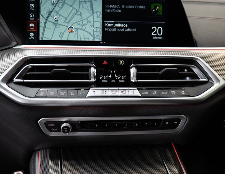 BMW X5 SUV / Terénní 3,0 l 250 kw