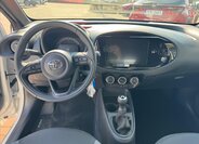 Toyota Aygo Hatchback 998,0 53 kw