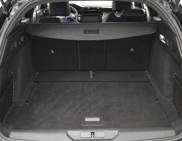 Peugeot 308 Kombi 1,2 l 96 kw