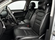 Volkswagen Touareg SUV / Terénní 3,0 l 210 kw