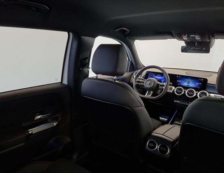 Mercedes-Benz EQB 21