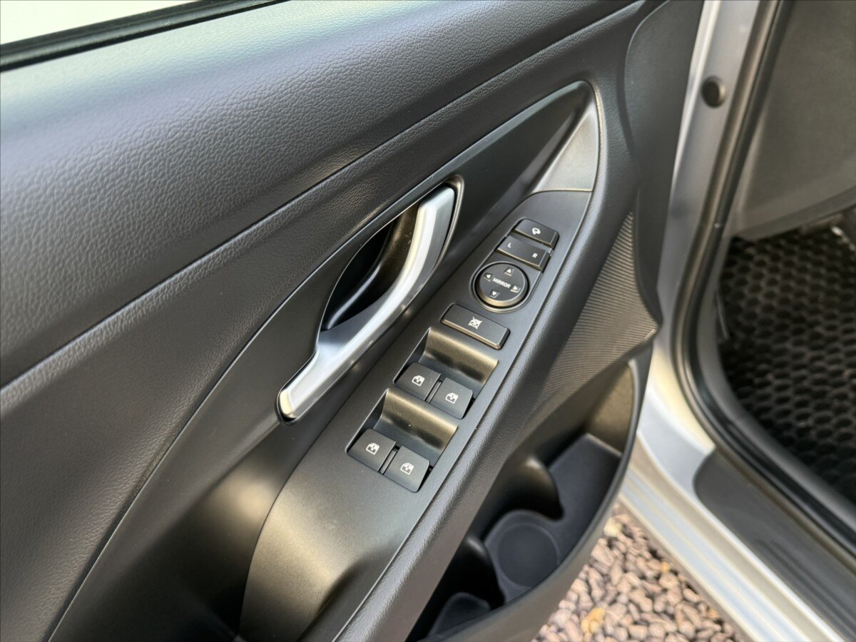 Hyundai i30 Kombi 1,5 l 103 kw